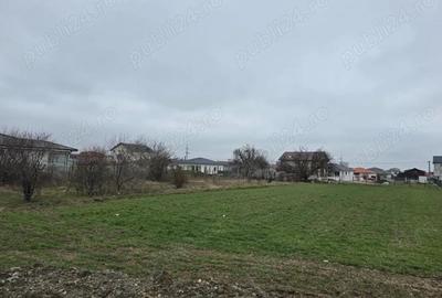 Teren de 1080 mp, în Cumpăna