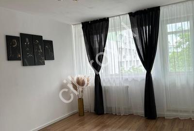 Vând apt. 2 camere Bd. Ion Mihalache, renovat mai 2025, la 3 min. metrou 1 Mai.