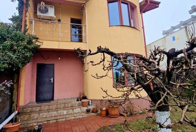 Casă individuală cu 4 camere cu Canalizare în Dobroești - 3