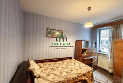 Apartament cu 3 camere semidecomandat în Central - 4