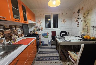 Apartament cu 3 camere decomandat în Dristor - 4