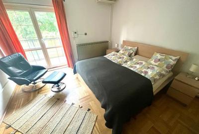 Vanzare vila singur curte Palatul Cotroceni ideala rezidenta/birou Vanzare vila singur curte Palatul Cotroceni ideala rezidenta/birou - 3