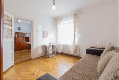 Apartament cu 2 camere nedecomandat, mobilat în Tractorul - 6