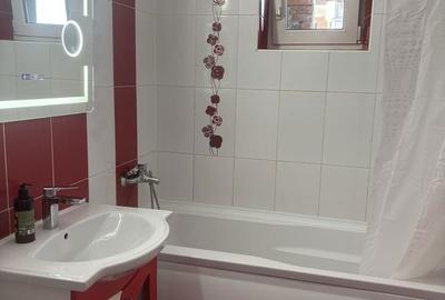 Apartament cu 2 camere decomandat în Central - 1