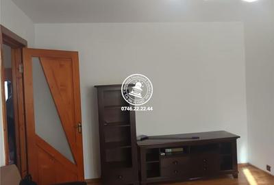 Apartament cu 2 camere semidecomandat, mobilat în Podul de Piatră - 11