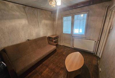 Apartament cu 2 camere nedecomandat, mobilat în Micro II - 3