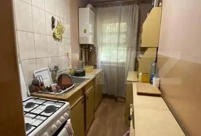 Apartament de vanzare, cu 3 camere, zona Tudor - 4