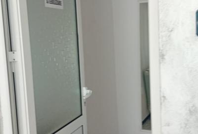 Spațiu comercial, de 70 mp, în Central - 7