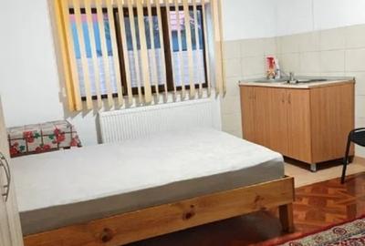 Garsonieră decomandată, mobilată în Tătărași