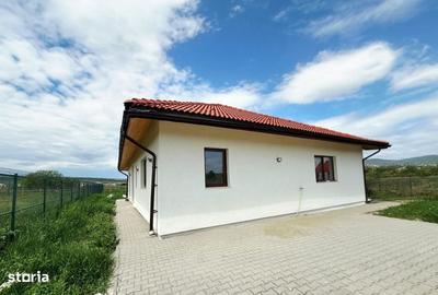 Casă cu 4 camere în Juc-Herghelie - 10