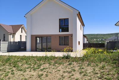 Casă individuală cu 5 camere cu Canalizare în Chinteni - 5