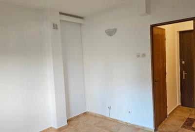 Gasoniera decomandata zona Prosper, 13 Septembrie - 6