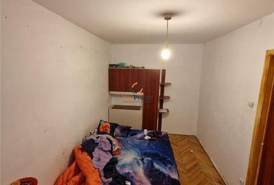 Apartament cu 3 camere semidecomandat în Circumvalațiunii - 4