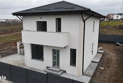 Casă cu 4 camere în Cornești - 10