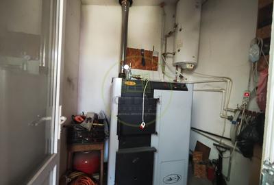 Casă individuală cu 3 camere cu Canalizare în Malu Mare - 7
