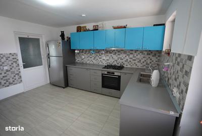 Casă cu 4 camere cu Teren 1000 Mp în Crișan - 15