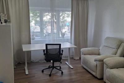 Apartament cu 3 camere decomandat în Central - 2