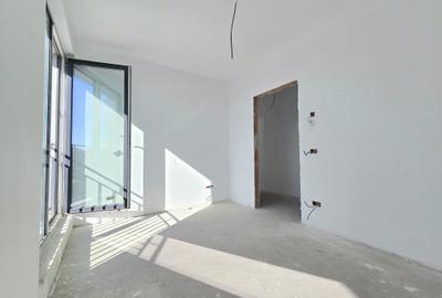 PRET LA CHEIE - TVA 0% - PROPRIETAR - PRIVELISTE SUPERBA - ZONA CENTRALA - 13