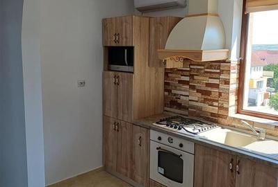 Apartament decomandat 3 camere cu balcon de 17 mp in Selimbar - 5