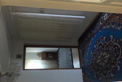 Casă cu 4 camere cu Teren 200 Mp în Central - 7