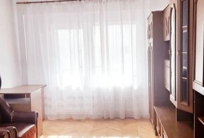 Persoană fizică  .Apartament 3 camere ,D, 71mp,Mircea cel Bătrân - 3
