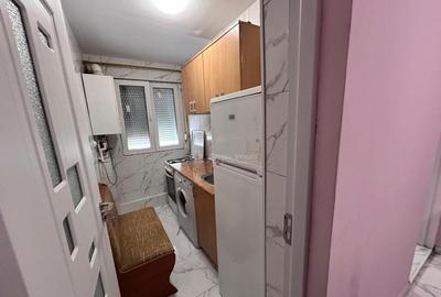 Apartament cu 2 camere semidecomandat în Moroasa 2