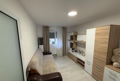 Apartament 2 camere, decomandat - zona Astra - 3