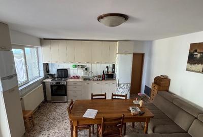 Casă cu 3 camere cu Teren 300 Mp în Est