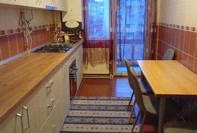 Apartament cu 3 camere decomandat în Central - 1