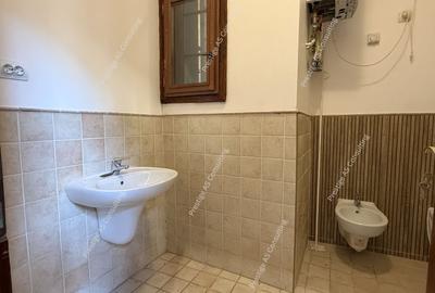 Apartament cu 4 camere semidecomandat, mobilat în Ultracentral - 21