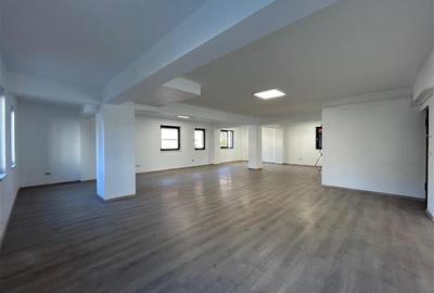 Spațiu comercial, de 483 mp, în Bucșinescu - 5