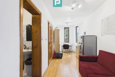 Casă individuală cu 10 camere cu Canalizare în Torontalului - 14