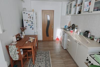 Gorjului, Uverturii, 4 camere, bloc 1981 reabilitat, centrala proprie - 18