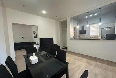 Casă cu 5 camere cu Teren 172 Mp în Central - 10