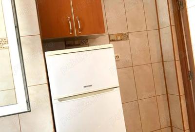 Garsoniera Titulescu,vedere superba spre Casa Poporului,Bloc anvelopat,et.10 11,direct proprietar. - 7