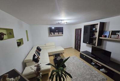 Apartament  spatios decomandat 4 camere - 1