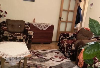 Apartament cu 3 camere decomandat în Nicolina - 8