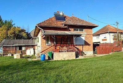 Casă cu 2 camere cu Teren 1088 Mp în Vața de Jos - 20