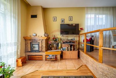 Casa spatioasa in Busteni, cu vedere superba catre Muntii Bucegi Casa spatioasa in Busteni, cu vedere superba catre Muntii Bucegi - 6