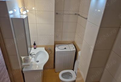 Apartament cu 3 camere decomandat în Europa - 8