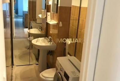 Apartament cu 3 camere semidecomandat în P-ța Romană - 6