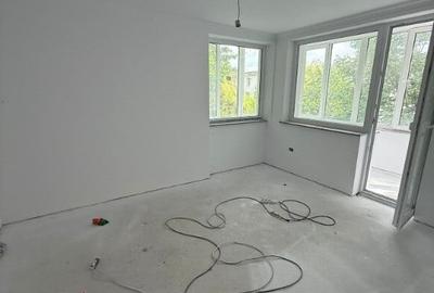 Apartament cu 3 camere semidecomandat în Ultracentral - 2