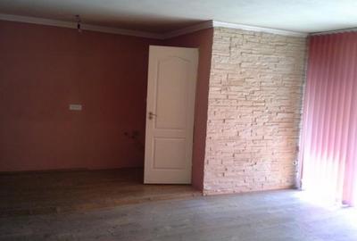 Spațiu comercial, de 160 mp, în Ultracentral - 5