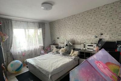 Apartament 3 camere decomandat, 81 mp, zona Uzina 2 - 1