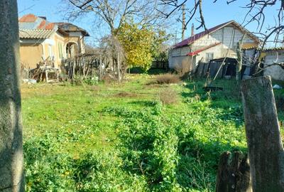 Vand casa batraneasca in sat Craciunei, comuna Radomire?ti, jud Olt - 1