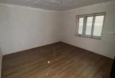 Casa 60 mp, teren 7 ari, baie renovata, Bozanta Mica - 15