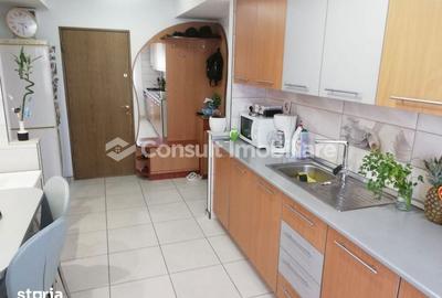 Apartament cu 2 camere decomandat în Între Lacuri - 3