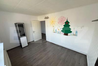 Apartament de vanzare, cu 2 camere, 54 mp, zona Micro 11 - 14