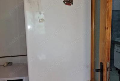 Inchiriez camera de camin cu bucatarie si baie - 5