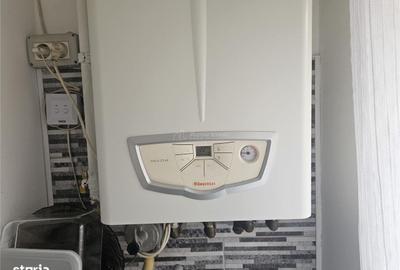 Garsonieră decomandată, mobilată în Micro IV - 12